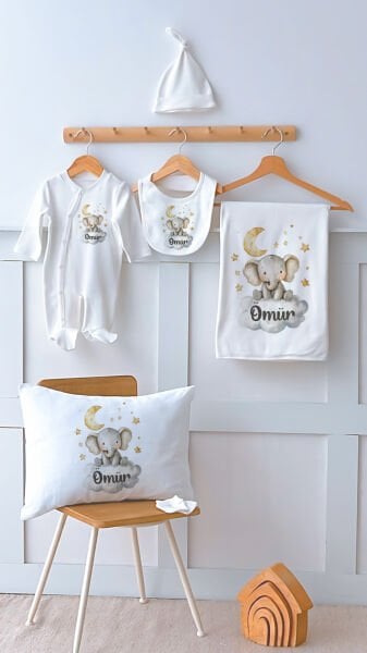 %100 Pamuk İsme Özel İsimli 6lı Hastane Çıkışı Tulum Set Bulut Üstünde Fil Yavrusu
