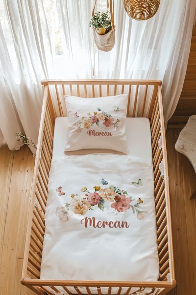 %100 Pamuk Saten İsme Özel Park Yatak Nevresim Takımı (70x120 cm) Çiçek