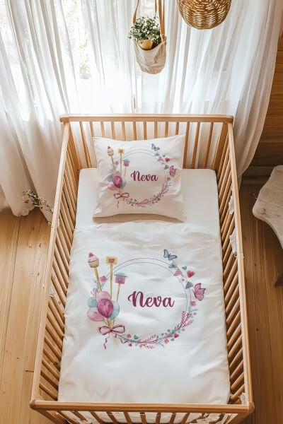 %100 Pamuk Saten İsme Özel Park Yatak Nevresim Takımı (70x120 cm) Parti Çemberi